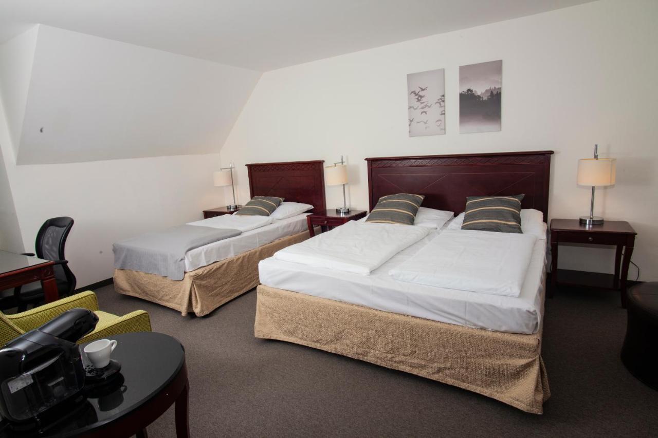 Hotel Petrovy Kameny Karlova Studánka Dış mekan fotoğraf