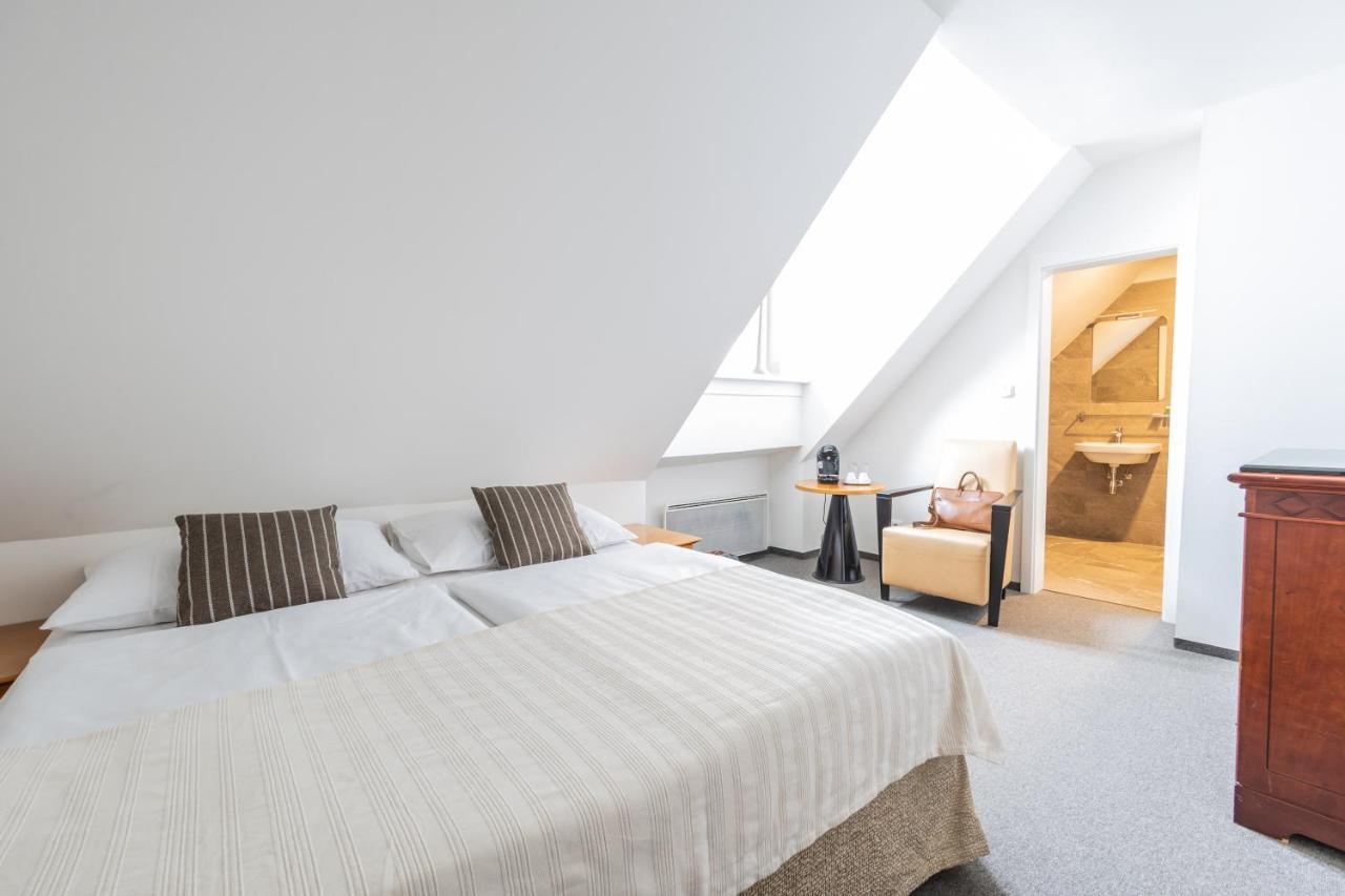 Hotel Petrovy Kameny Karlova Studánka Dış mekan fotoğraf